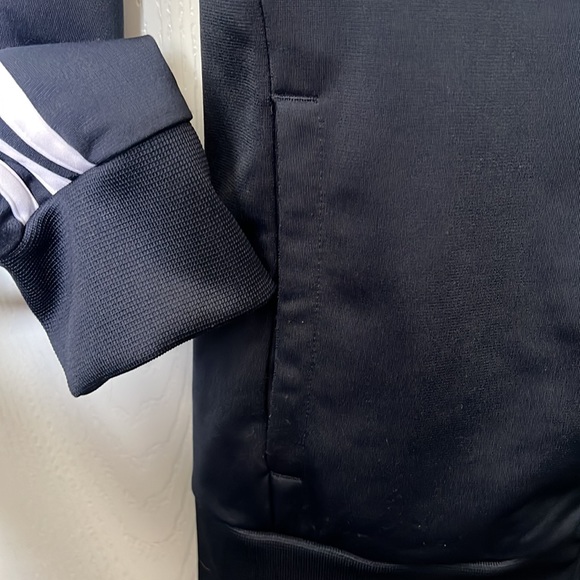 Adidas Navy Zip Up Track Jacket Size XS - Picture 3 of 4